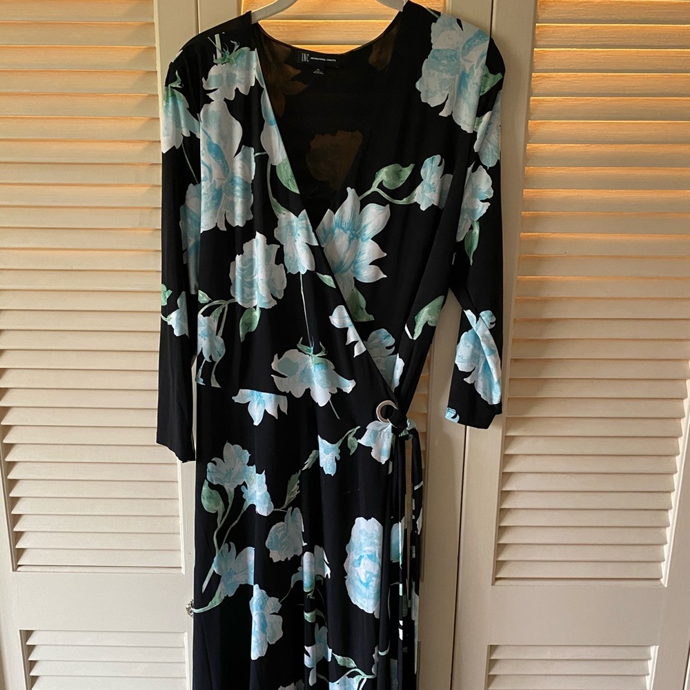 INC. Black with green/blue floral wrap-dress XL